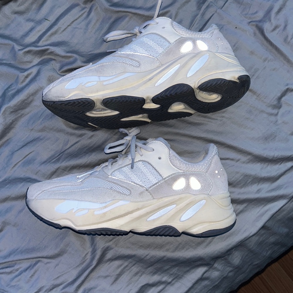 Yeezy 750 Salt